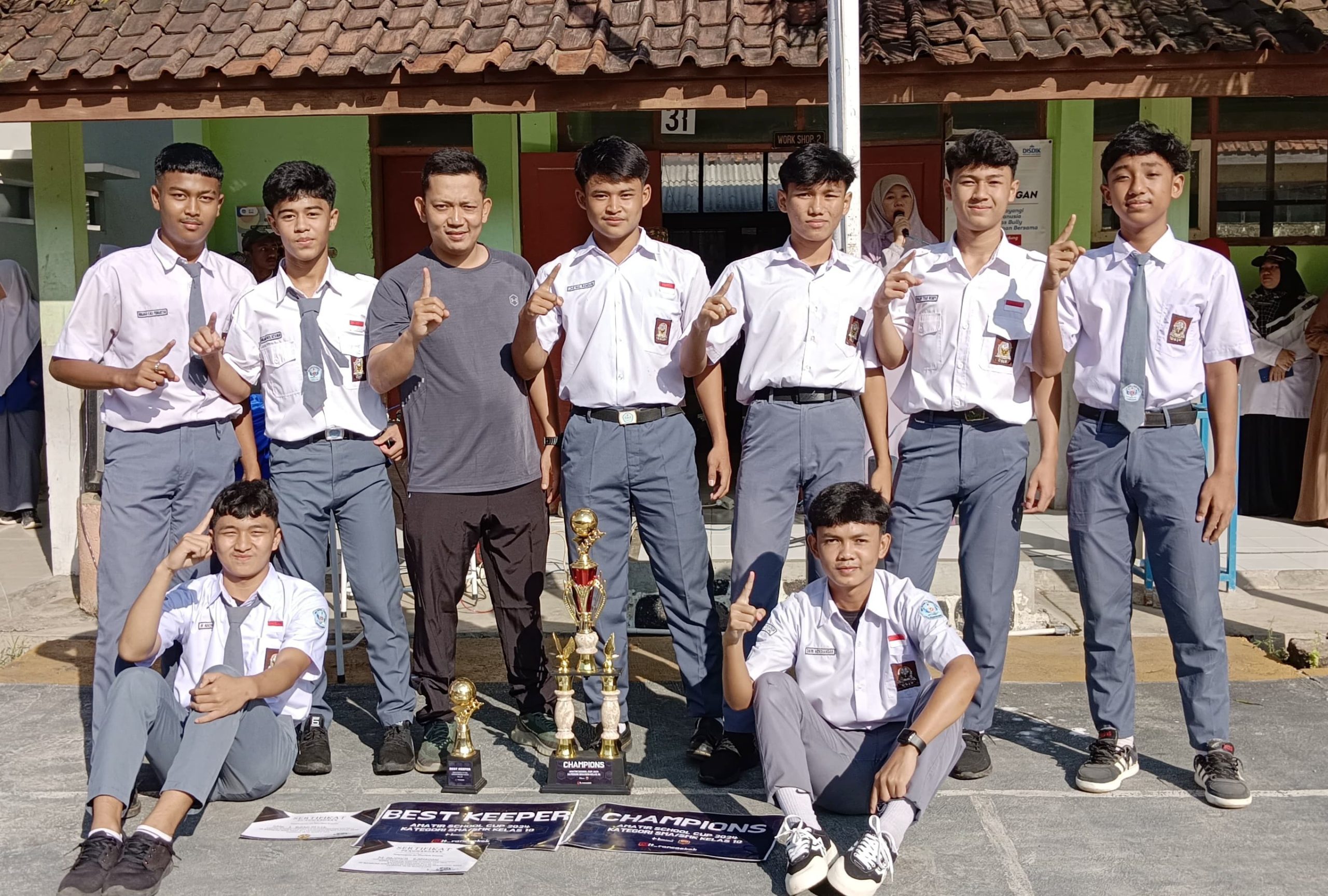Tim Futsal Putra SMK Negeri 1 Rancaekek Meraih Juara 1